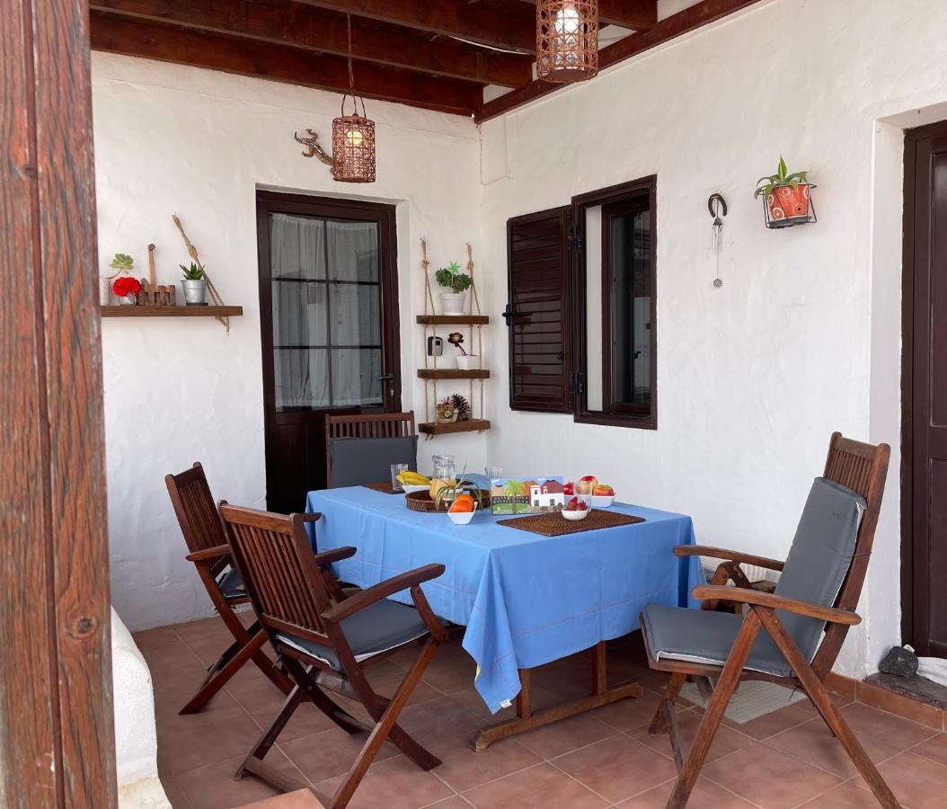 Casa El Guirre - Tinajo Villa Exterior foto